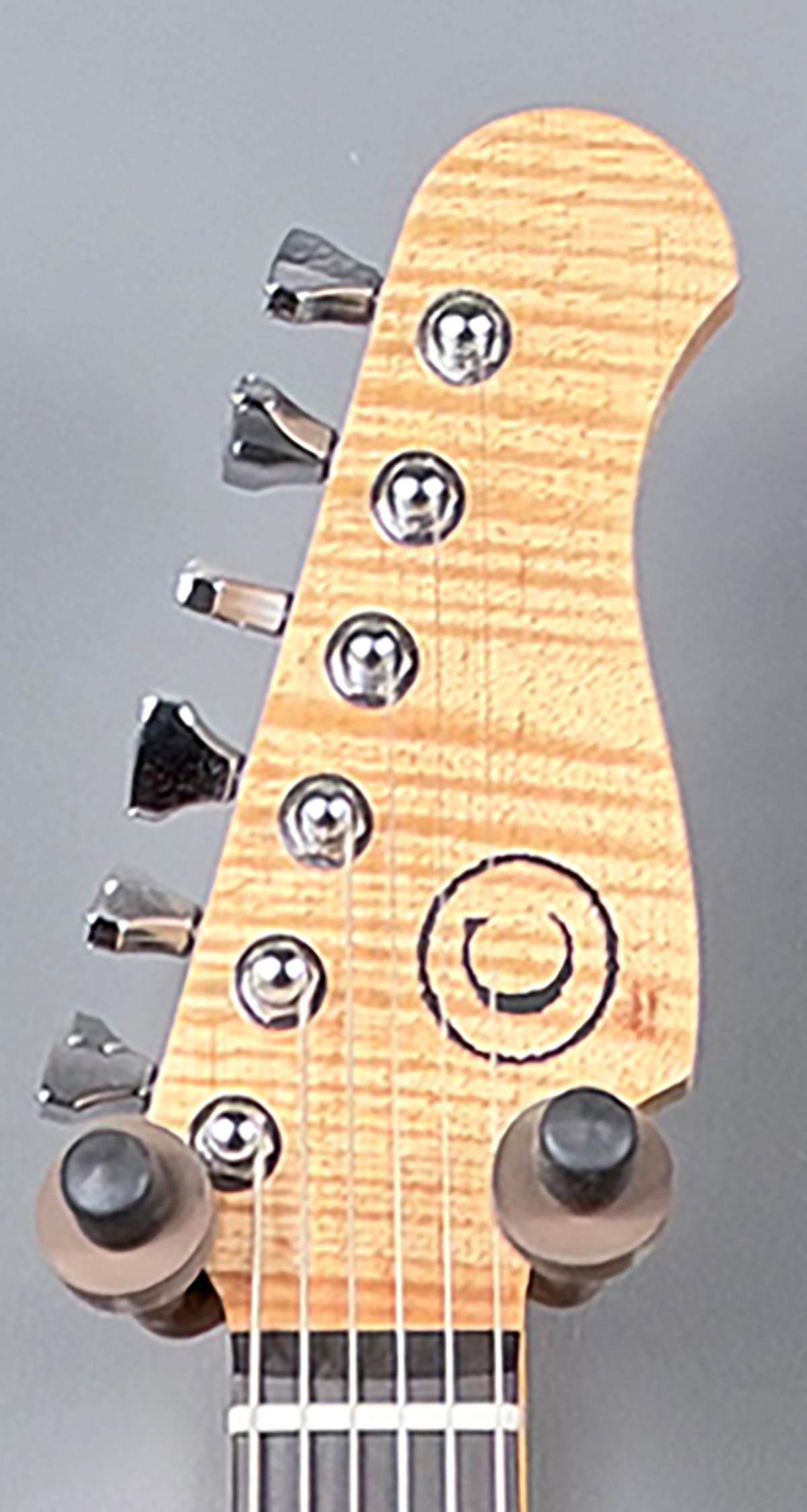 Carlo Guitar headstock