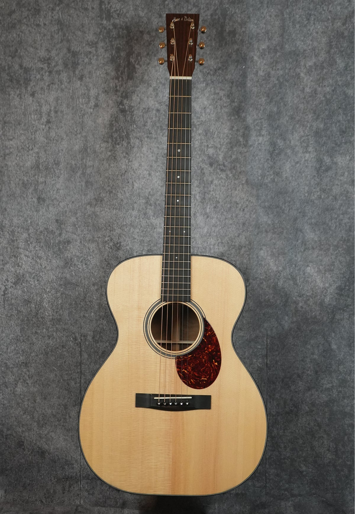 2026 Huss & Dalton Tom-M Custom: Lutz Spruce Top, Sinker Mahogany Back and Sides