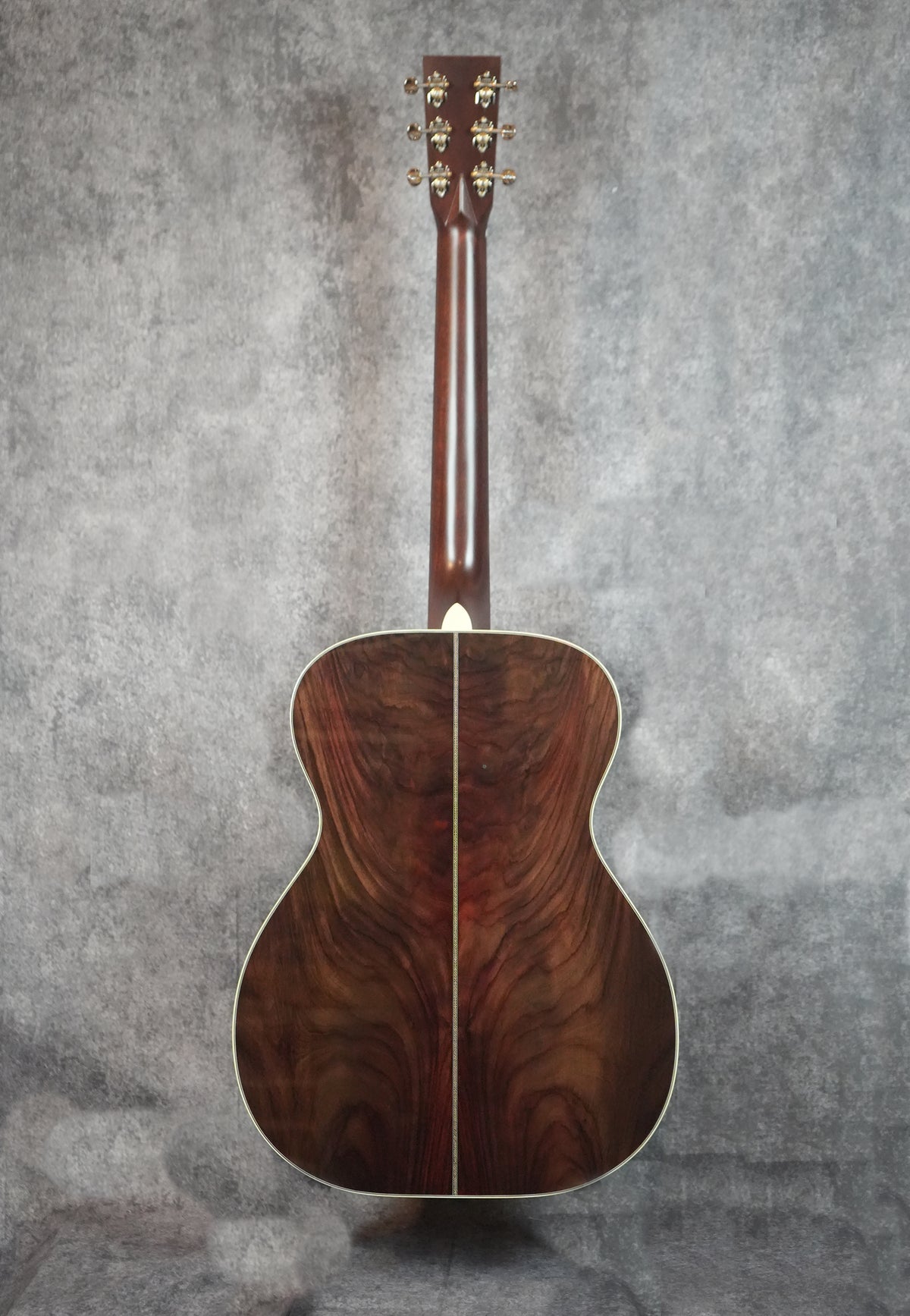 2026 Huss & Dalton TOM-R Custom: Lutz Bear-Claw Spruce, Wildgrain Indian Rosewood