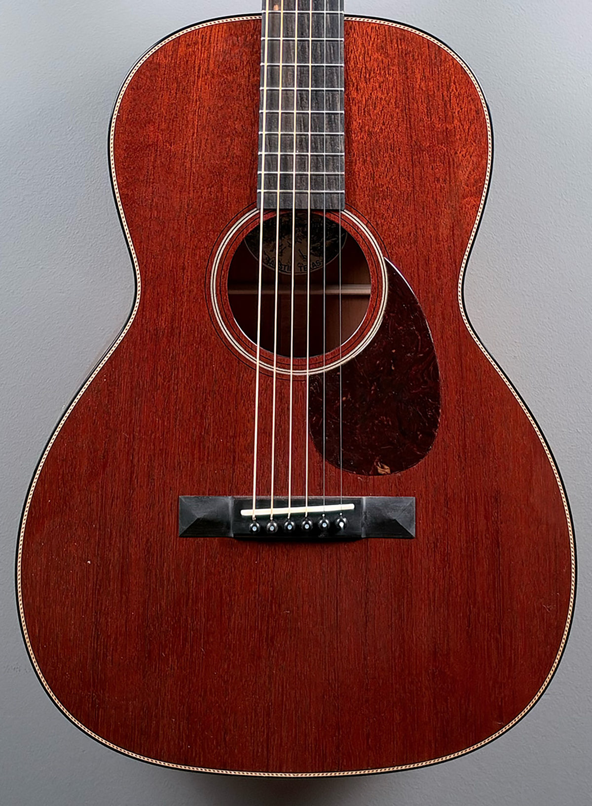Close up of 2026 Collings 001 Mahogany top