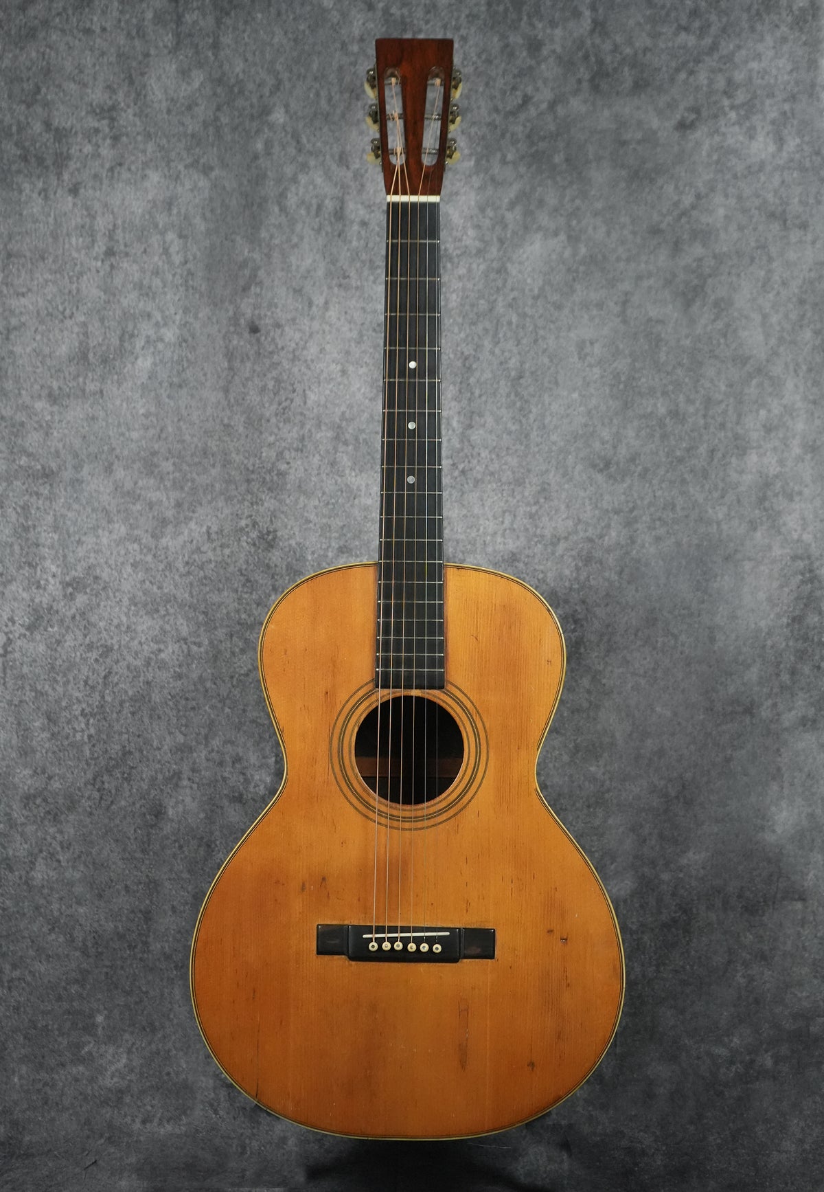 Early 1900s Vega Model 35 Guitar - Good Condition